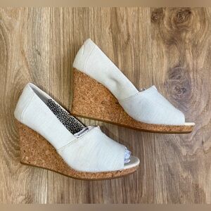 TOMS Classic Canvas Cork Wedge Peep Toe Pumps